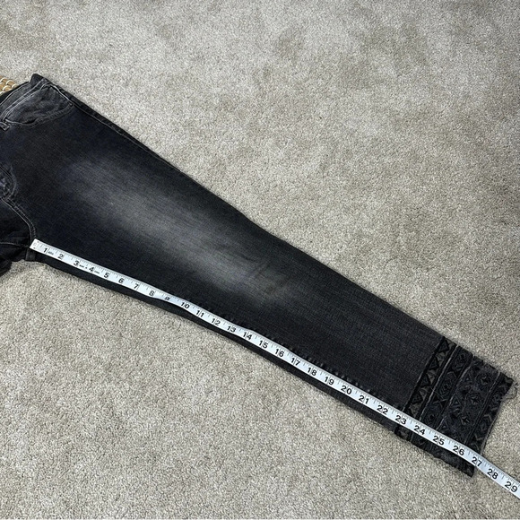Driftwood Jackie Embroidered Hem Stretch Skinny Jeans Mid Rise in Dark Gray 30 - Picture 15 of 16